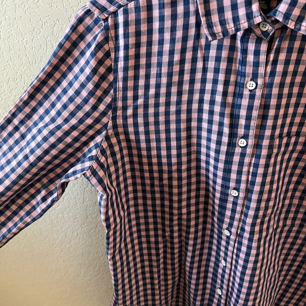 Prince & Fox Women’s Button-Up Shirt | Size S/P | Pink & Navy Gingham Plaid - Picture 4 of 8